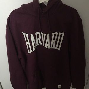 3/$30 men’s harvard hoodie XL